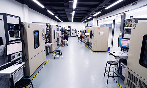綜合性能自動化測試實(shí)驗(yàn)室